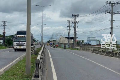 Bán nhà kho mặt tiền Gia Miệng xã Lương Hòa dt 850m2 ( có 200m2 thổ ) giá 5,2 tỷ