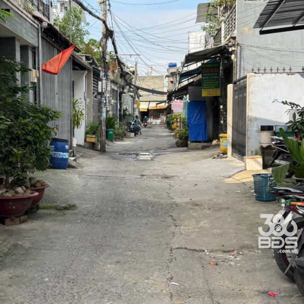 Bán nhà hẻm giá rẻ Liên Khu 5-6, BHH B dt 60m2 gác lửng 2pn 1wc giá 3,65 tỷ-1