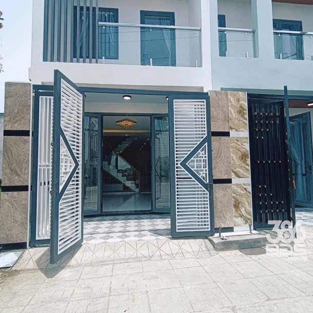 Bán 2 căn nhà phố kdc Cát Tường Phú Sinh, xã Mỹ Hạnh Bắc dt 54m2 2 lầu 3pn 3wc giá 2,28 tỷ / 1 căn-2