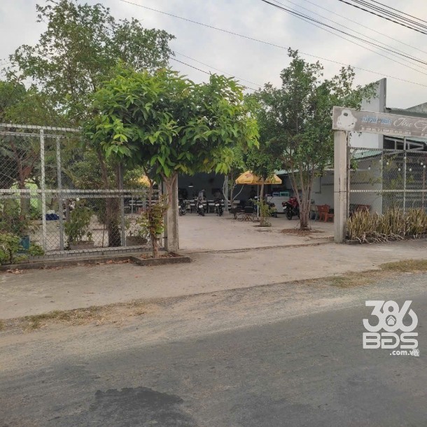 Bán nhà măt tiền Thạnh Đức, Bến Lức tdt 974m2 ( 300m2 thổ ) giá 4,9 tỷ-7