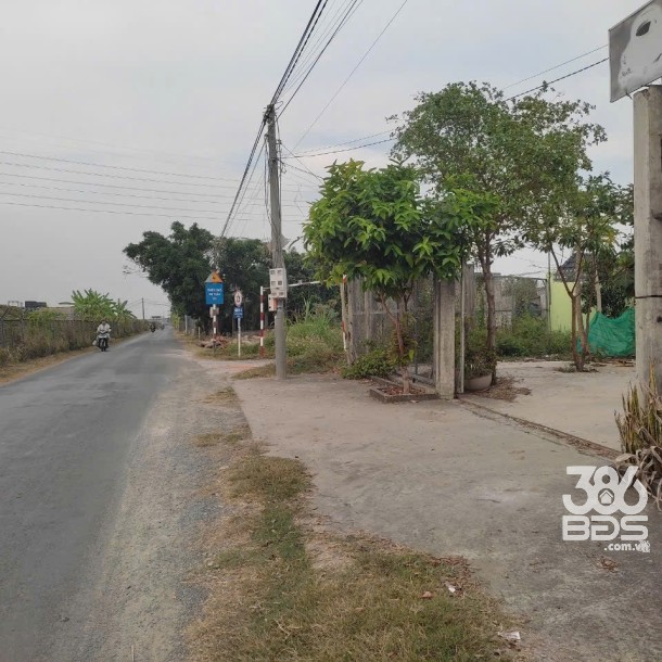 Bán nhà măt tiền Thạnh Đức, Bến Lức tdt 974m2 ( 300m2 thổ ) giá 4,9 tỷ-8