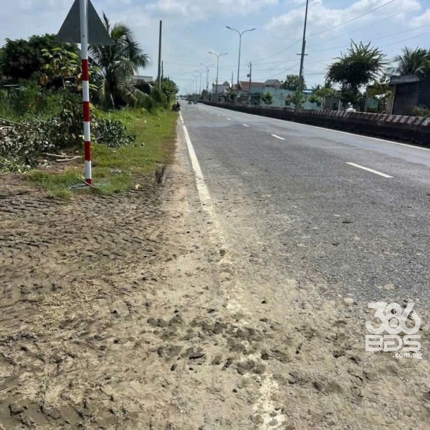 Bán nhà mặt tiền đường Bờ Cua , xã Phước Lợi, Bến Lức dt 110m2, 3pn, 2wc giá 2,9 tỷ-1