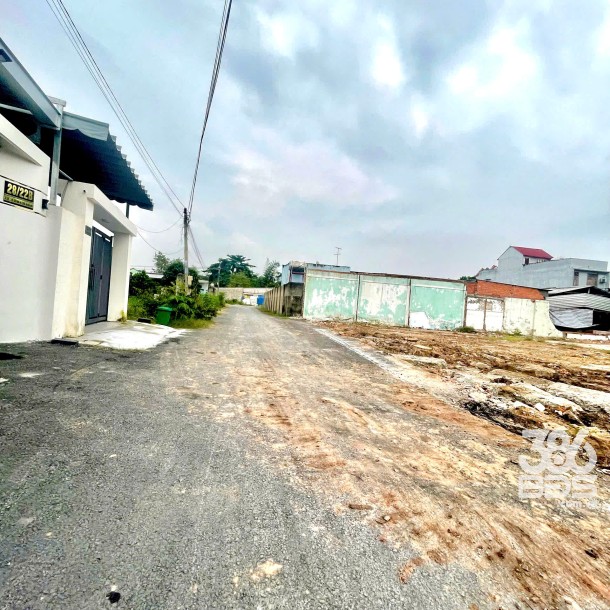 Lốc 10 lô thổ cư / TL 15 , xã Tân Thạnh Đông dt 100 - 140m2 giá 2,3 - 2,7 tỷ tùy lô-5