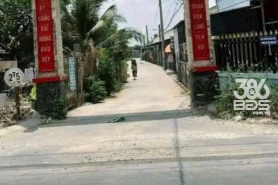 Bán 2 lô đất thổ cư Xóm Hốc Nghệ , xã Long Cang dt 150m2 giá 920 triệu / lô