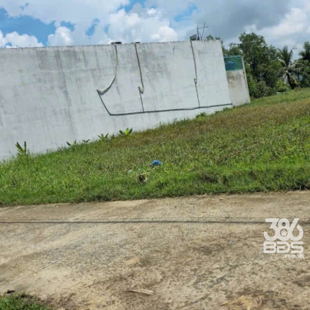 Bán 2 lô đất thổ cư Xóm Hốc Nghệ , xã Long Cang dt 150m2 giá 920 triệu / lô-5