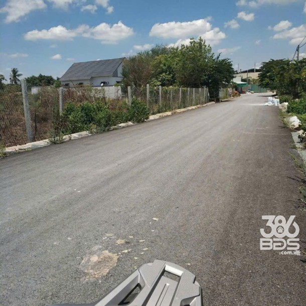 Bán nền thổ cư mt đường nhựa số 2, KDC thép Mỹ Yên , xã Mỹ Yên dt 96m2 giá chốt 2,35 tỷ-1