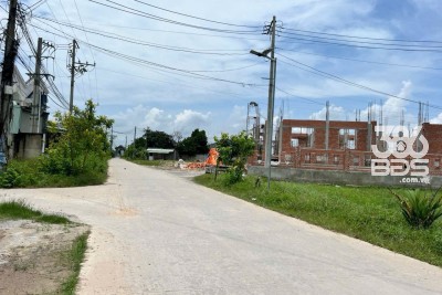 Bán đất thổ cư giá rẻ xã Đức Hòa Thượng dt 380m2 giá 950 triệu