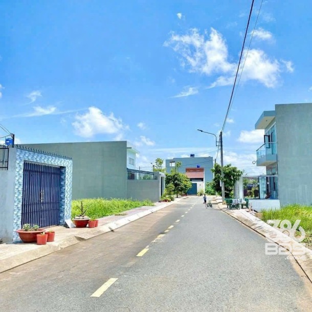 Bán 2 nền thổ cư trong KDC Xóm Bà Vệ , xã Long Định  dt 138m2 giá 1,7 tỷ +  dt 161m2 giá 2,1 tỷ-2