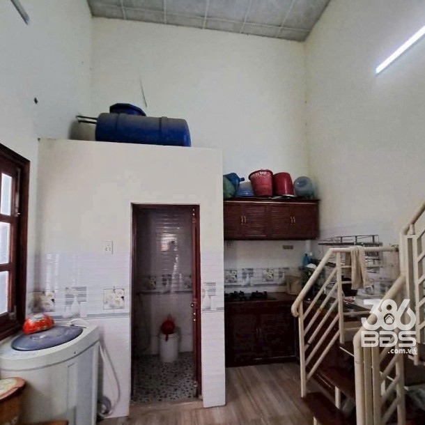 Bán nhà cấp 4 + dãy trọ 5 phòng  xã Long Định tdt 200m2  đang cho thu nhập , giá 2,7 tỷ-1