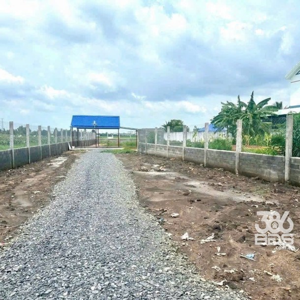 Bán đất khuôn viên nhà vườn ấp 3 , xã Thạnh Đức tdt 1170m2 ( có 150m2 thổ) giá 2,6 tỷ-3