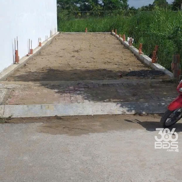 Bán nền thổ cư , đường nhựa xã Long Hòa, Cần Đước dt 81m2 giá 1,55 tỷ-2