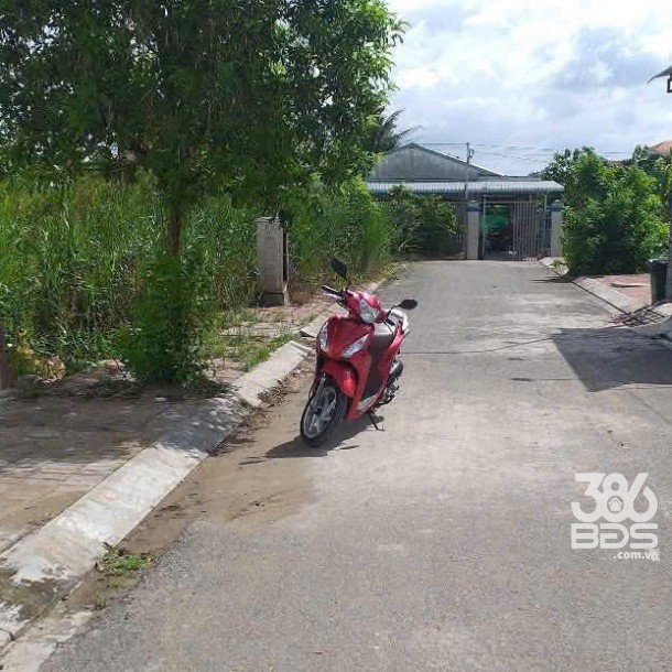 Bán nền thổ cư , đường nhựa xã Long Hòa, Cần Đước dt 81m2 giá 1,55 tỷ-3