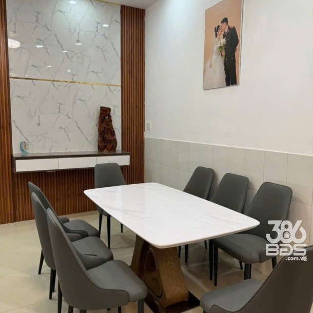 Bán nhà mặt tiền tl 826 , xã Long Hòa , Cần Đước dt 100m2 , 1 lầu , 3pn , 2wc giá 4,9 tỷ-7