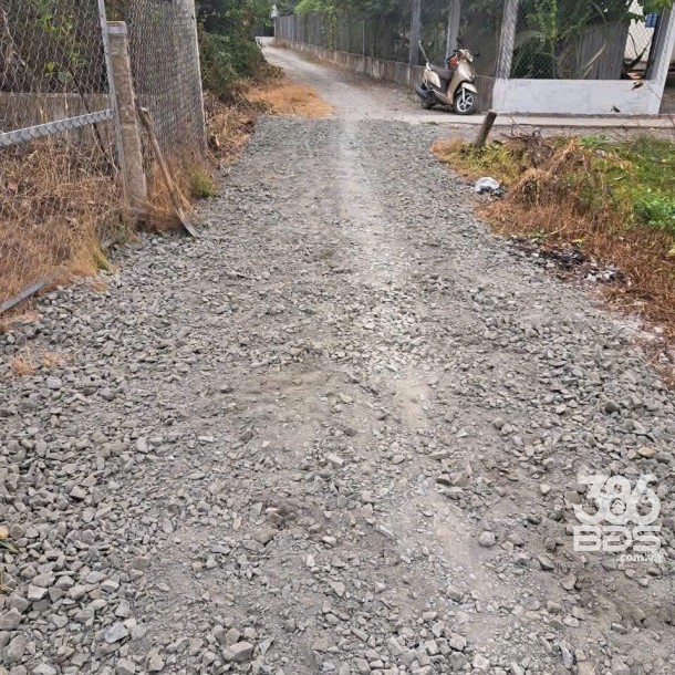 Bán đất thổ + vườn xã Phước Vân , Cần Đước tdt 959m2 ( có 319m2 thổ ) giá 3,3 tỷ-2