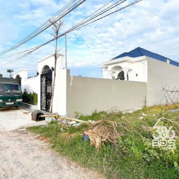 Nhà vườn siêu đẹp ở xã Mỹ Hạnh Bắc , Đức Hòa tdt 1000m2 ( 400m2 thổ) 4pn , 2wc giá 8 tỷ-1