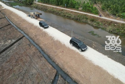 Bán 5 lô đất vườn view kênh khu vực được chuyển thổ xã Thạnh Hòa dt 1000m2giá 750 triệu