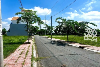 Bán nền thổ cư KDC 1B, đường Chu Văn An , thị trấn Cần Đước dt 92,2 m2 đường nhựa 5m giá 980 triệu