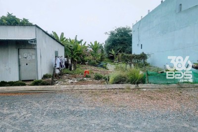 Bán 2 nền thổ cư liền kề xã Long Hiệp, Bến Lức dt 100m2 giá 1,35 tỷ / 1 nền