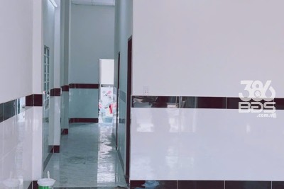 Bán nhà mặt tiền Nguyễn Kim Cương , xã Tân Thạnh Tây dt 170m2 (50m2 thổ) 2pn, 2wc giá 3,75 tỷ