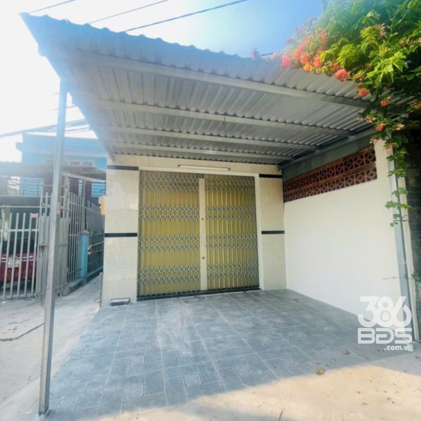Bán nhà mặt tiền Nguyễn Kim Cương , xã Tân Thạnh Tây dt 170m2 (50m2 thổ) 2pn, 2wc giá 3,75 tỷ-3