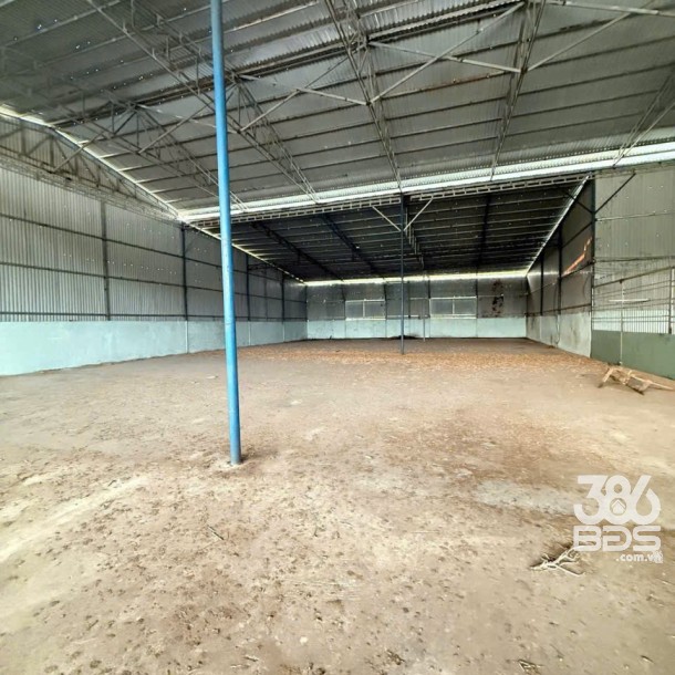 Bán nhà kho xã Phước Vân , Cần Đước dt 1259m2 ( 300m2 thổ) giá 5,2 tỷ-3