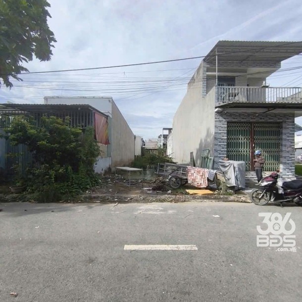 Bán nền thổ cư trong KDC Trung Thành , xã Long Trạch , Cần Đước dt 120m2-1