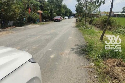 Bán đất lúa mặt tiền đường Bàu Sen , xã Đức Lập Hạ dt 1000m2 giá 4 tỷ